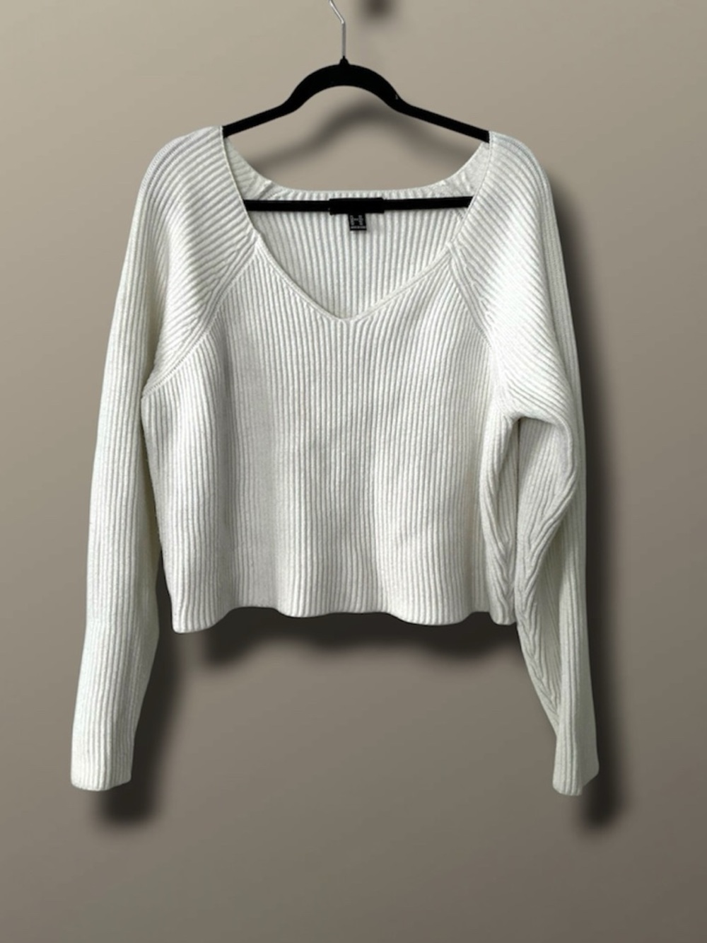 Women’s V neck sweater